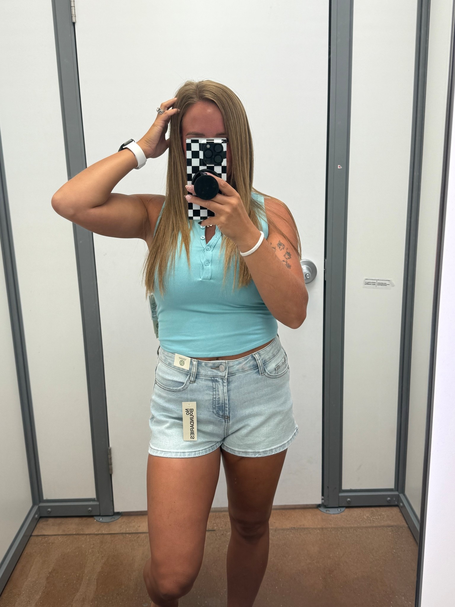 Lovin’ this tank and shorts 

#LTKStyleTip #LTKPetite #LTKU