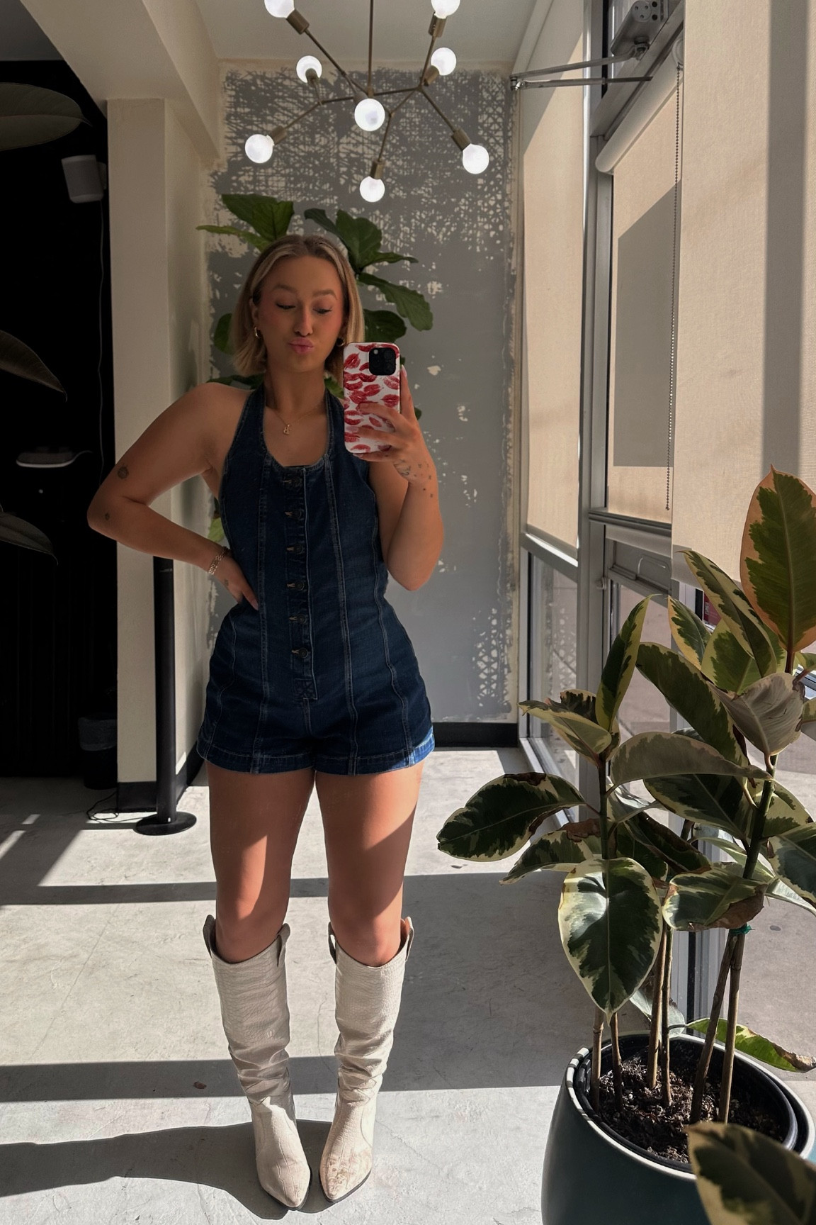 SUMMER WORK OUTFIT - romper & cowboy boots


#LTKShoeCrush #LTKBeauty #LTKStyleTip