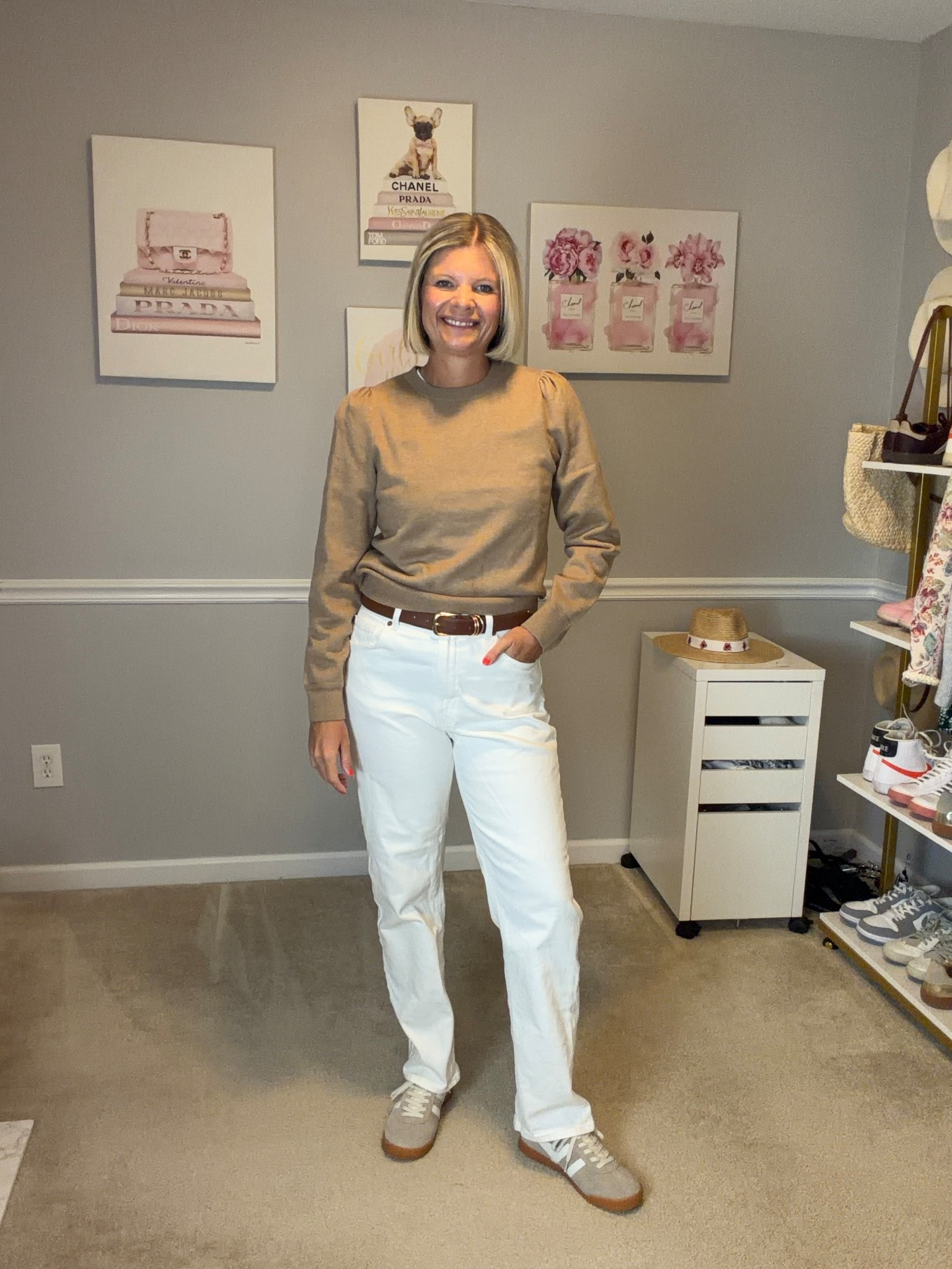 White high rise straight leg jeans TTS
Tan and cream sneakers TTS
Tan/brown sweaters (both size medium and TTS)

#LTKOver40 #LTKootd #LTKWorkwear