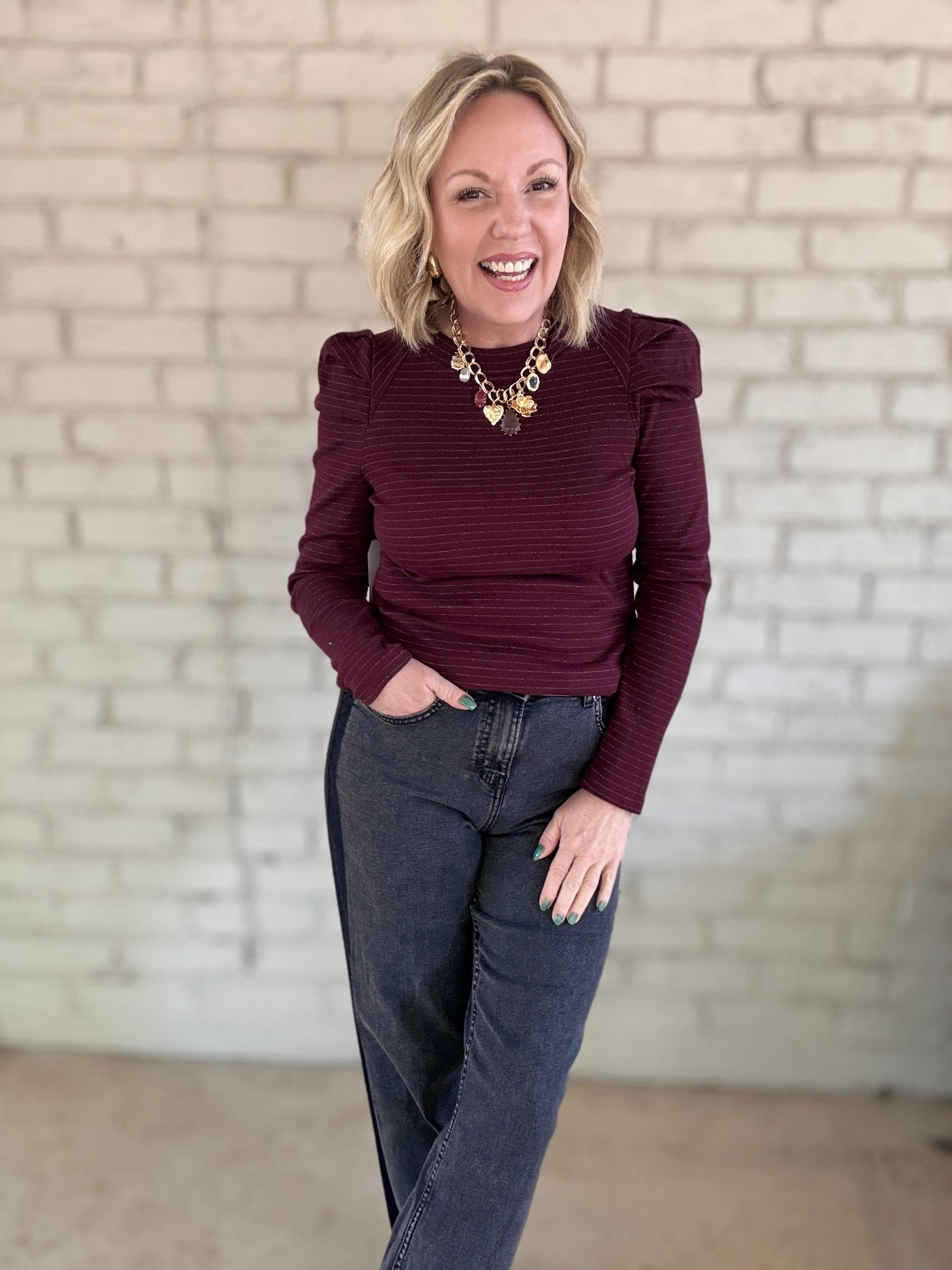 Medium top; sized down in jeans 

#LTKPetite #LTKSeasonal #LTKOver40