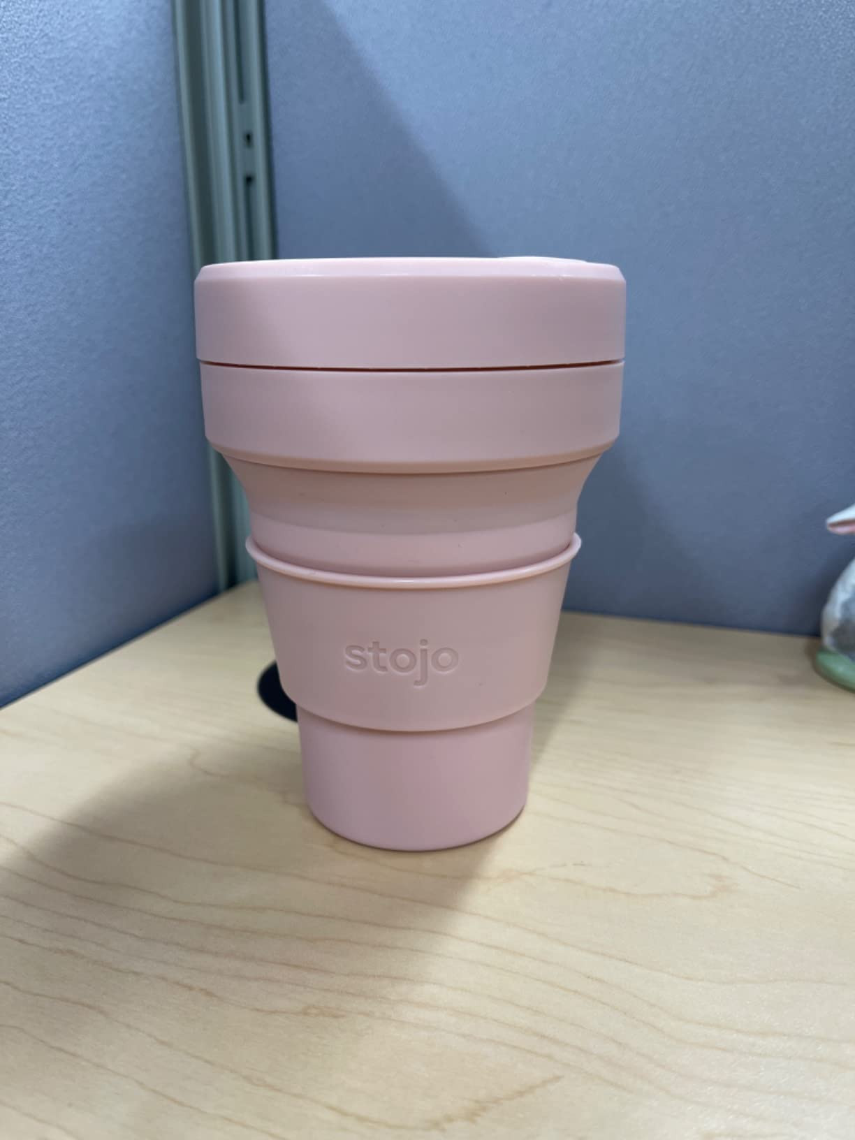 STOJO Collapsible Travel Cup - Quartz, 12oz / 355ml - Reusable To-Go Pocket Size Silicone Cup for Hot and Cold Drinks - Perfect for Camping and Hiking - Microwave & Dishwasher Safe | Amazon (US)