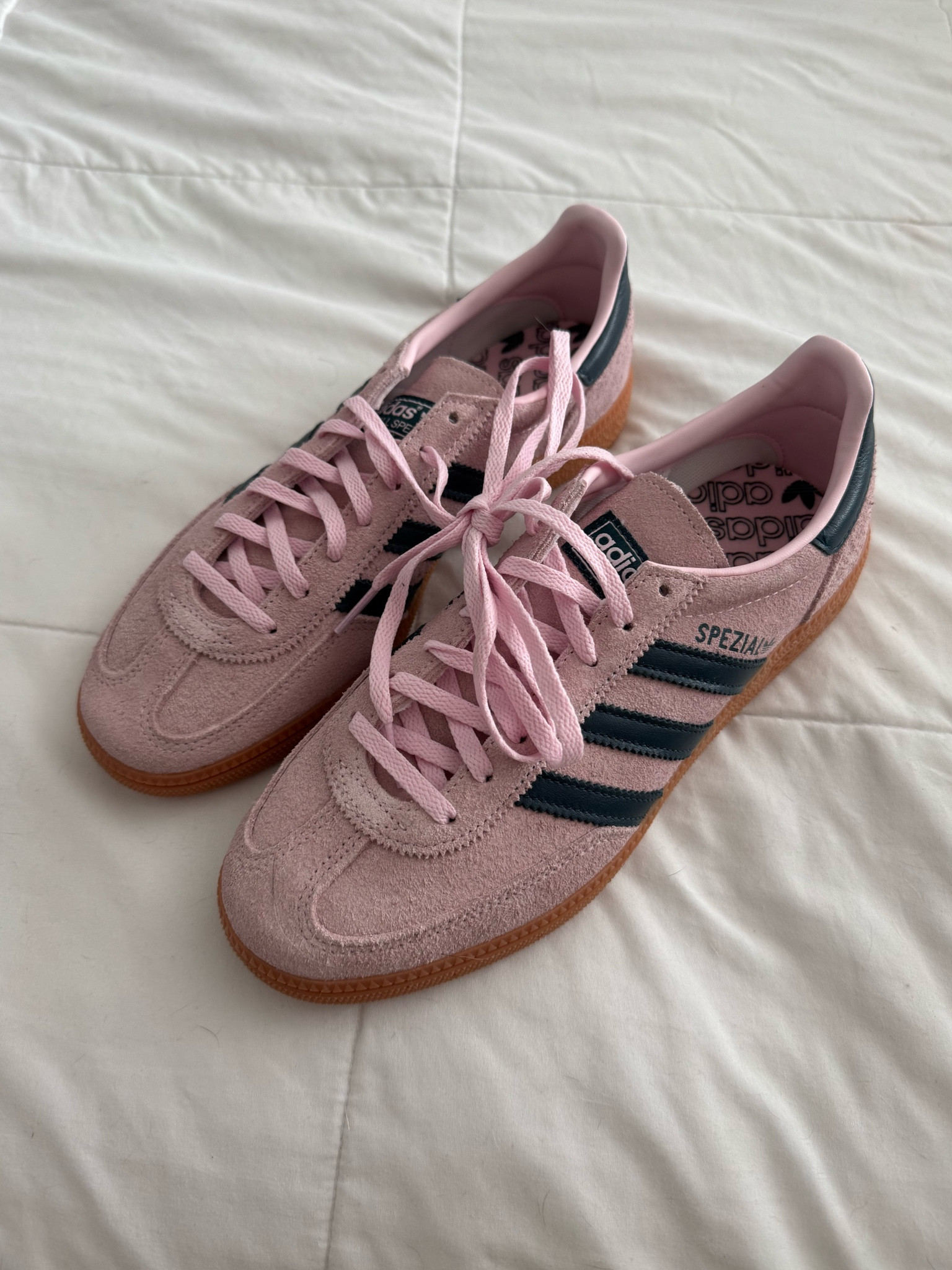 Adidas spezials in stock! I recommend ordering a half size down, women’s sizing :) I’m normally an 8.5, I ordered an 8

clear pink/arctic night
adidas gazelle
adidas samba 

#LTKShoeCrush #LTKFindsUnder100 #LTKSaleAlert