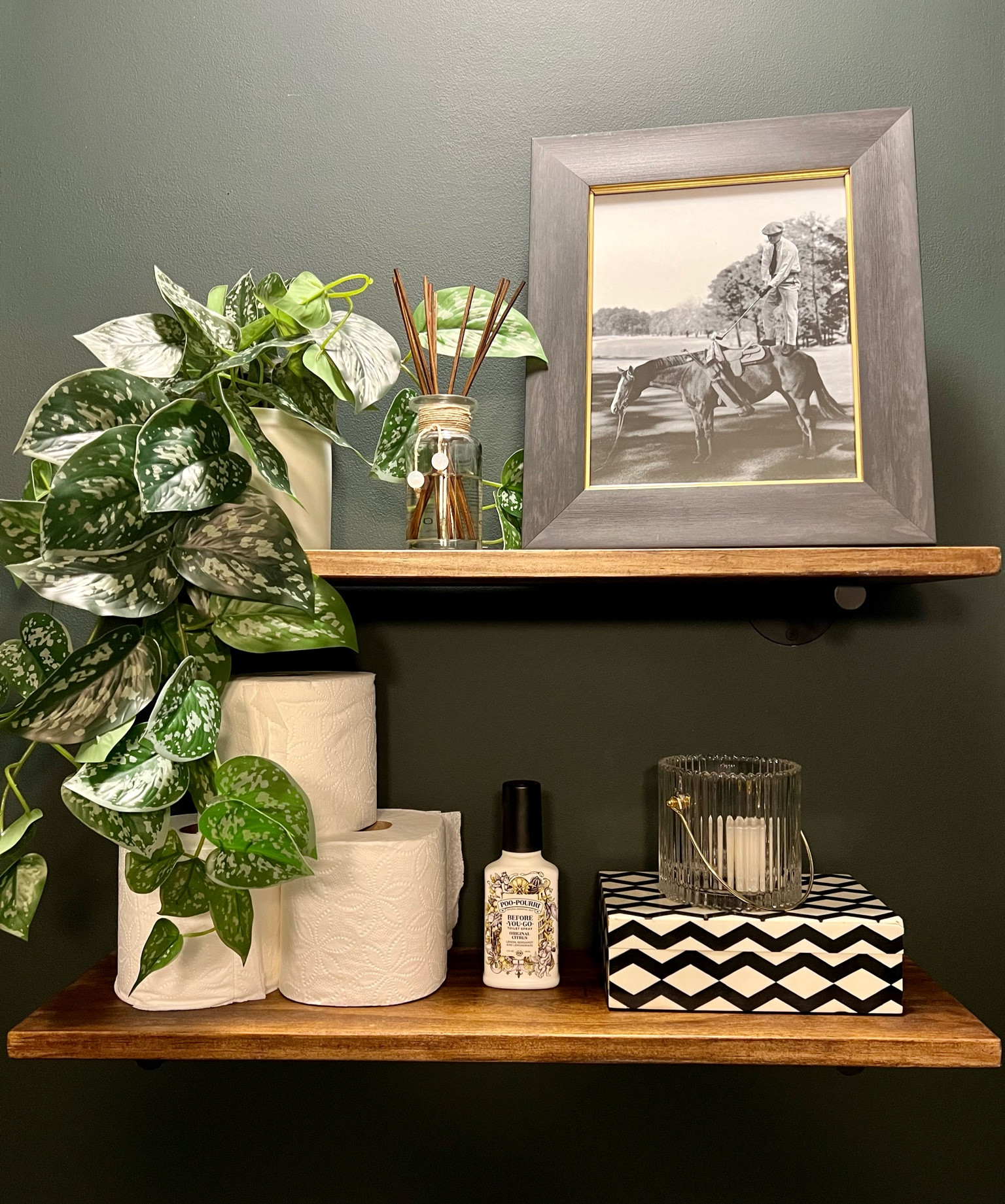 Moody Half Bath Makeover…frame and rubbed glass hurricane are from Hobby Lobby. Shelves are DIY.

Home Decor
#halfbath #modern #moody #homedecor


#LTKunder100 #LTKunder50 #LTKhome