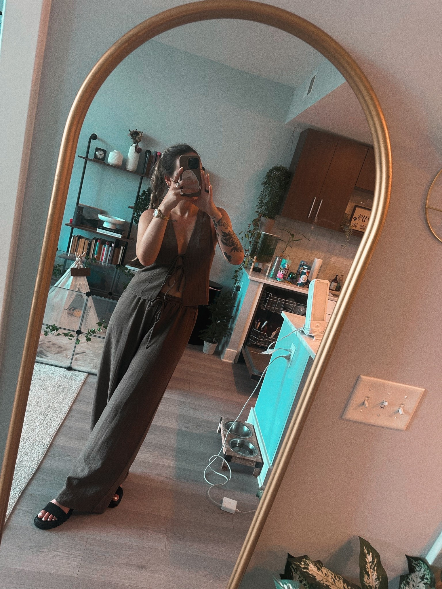 today’s fit is giving tall, iced, and hard to forget 

#LTKSeasonal #LTKFindsUnder50 #LTKStyleTip