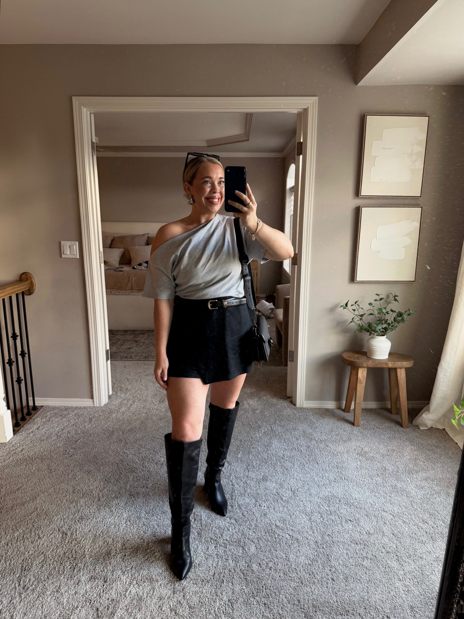 Date Night Outfit 🖤🩶💋 Wearing a medium in the shirt and skirt! Size 10/12 | large | 5’4"

#LTKMidsize #LTKFindsUnder100 #LTKStyleTip