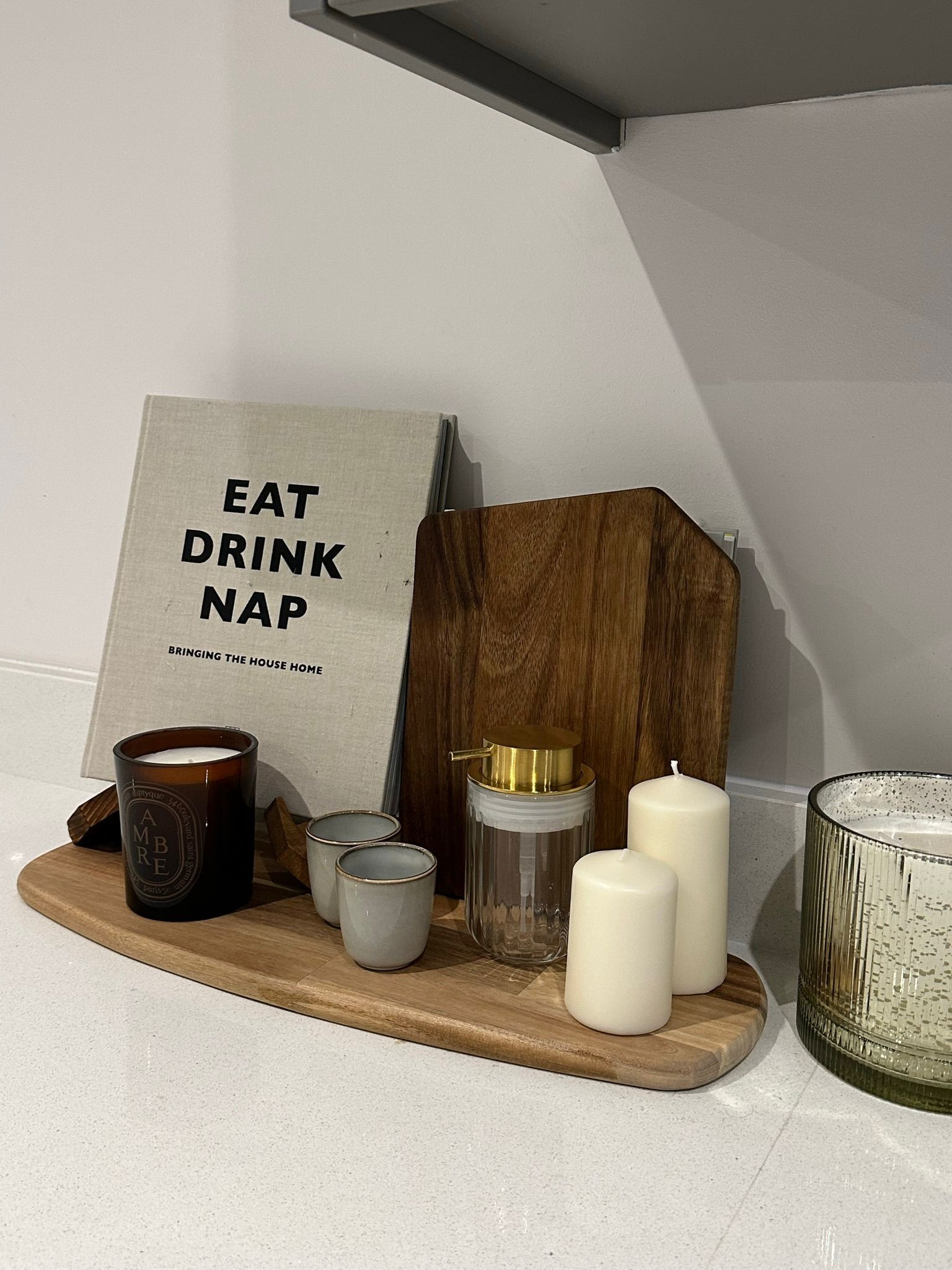 Sanctuary 🫶🏼

Diptyque candle, coffee table book, autumn homewear

#LTKuk #LTKhome #LTKautumn