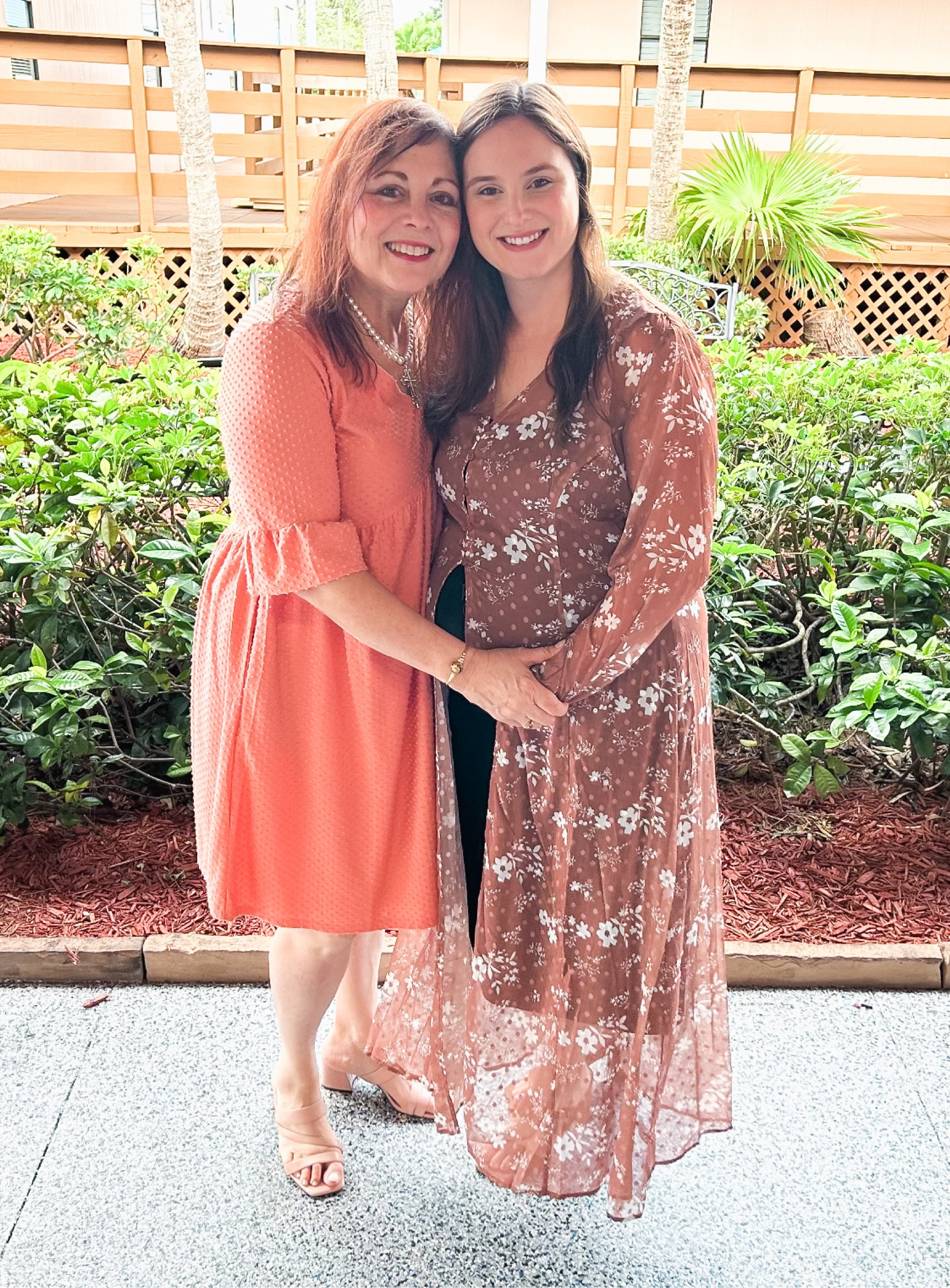 Pretty Pink Lily brown, floral duster/cardigan/kimono. 

Can be styled open or closed  

#LTKsalealert #LTKbump #LTKSale