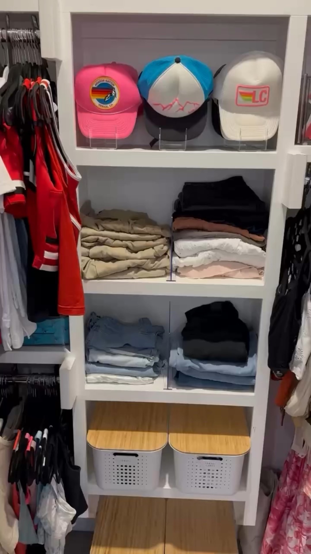 If beautiful, functional, ADHD-friendly organization is your vibe… Congratulations you’ve just found your people!✨ Whats your favorite ADHD organization hack? Let us know in the comments! ⬇️