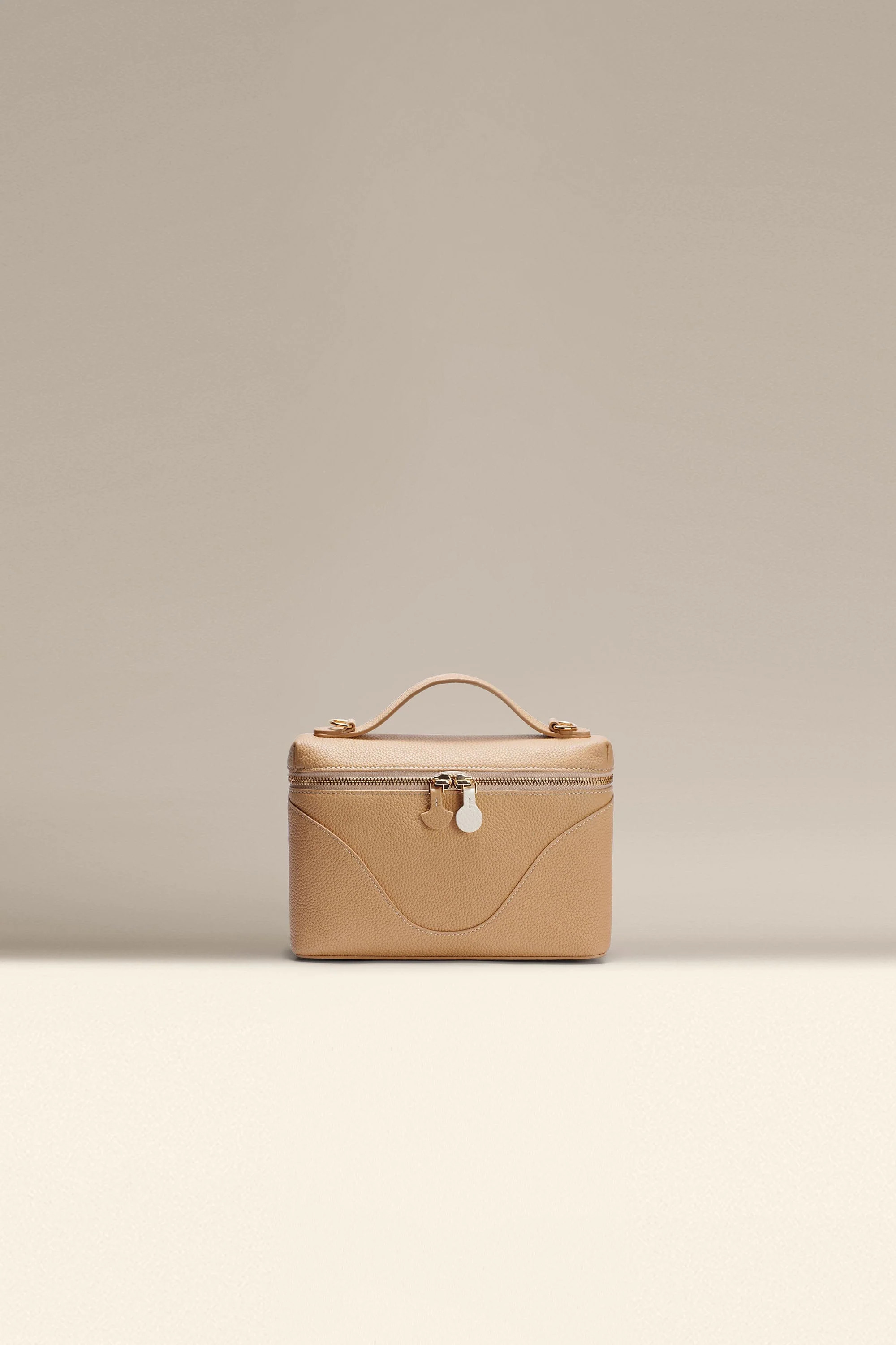 Shop Mini Anchor Bag - OLEADA: Small Leather Work Shoulder Bag | OLEADA