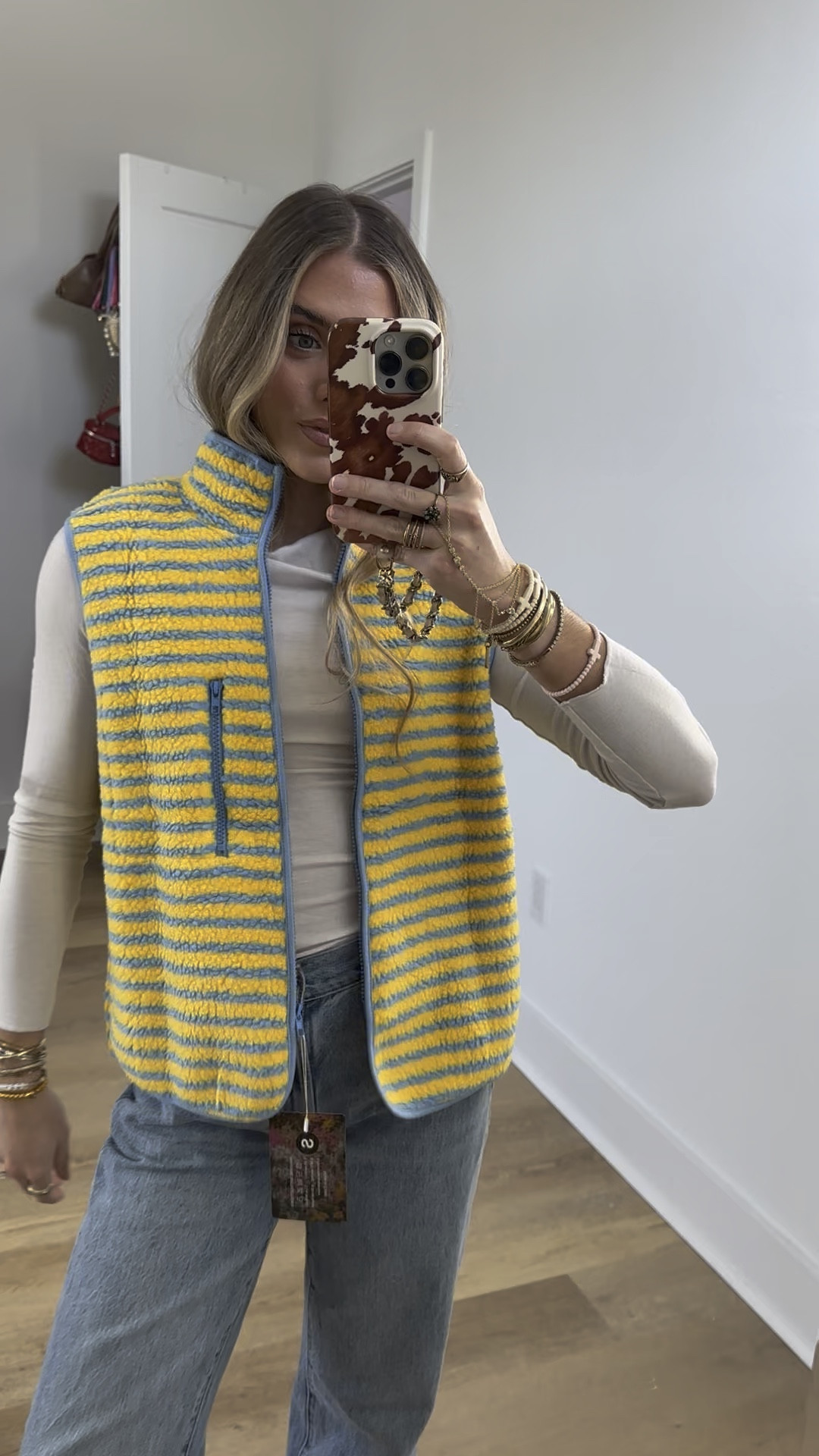 Amazon size small Gacaky Women's Striped Vest Winter Warm Cropped Stand Collar Full Zip Sleeveless Fleece Jacket Zip Gilet Fashion Trendy Tops

#freepeople #lookforless #affordablefashion #budgetfriendly #budgetfashion #freepeopleinspired #freepeopledupes #amazon #amzonfinds #amazonmusthaves #amazonvirtualtryon #amazonfavorites #amazonfashion #founditonamazon #founditonamazonfashion amazon haul, amazon clothing haul, affordable fashion, clothing haul, fall clothing haul, fall fashion, fall trends, winter clothing haul, amazon fashion, amazon finds, amazon fashion 2025. 

#LTKFindsUnder50 #LTKSaleAlert #LTKootd