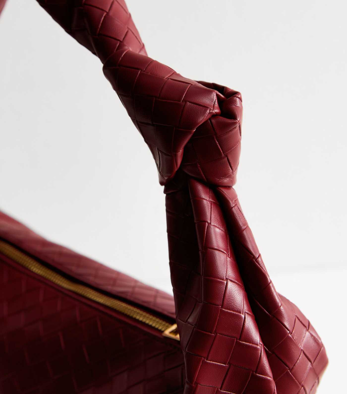 Burgundy Leather-Look Weave Shoulder Bag | New Look | New Look (UK)