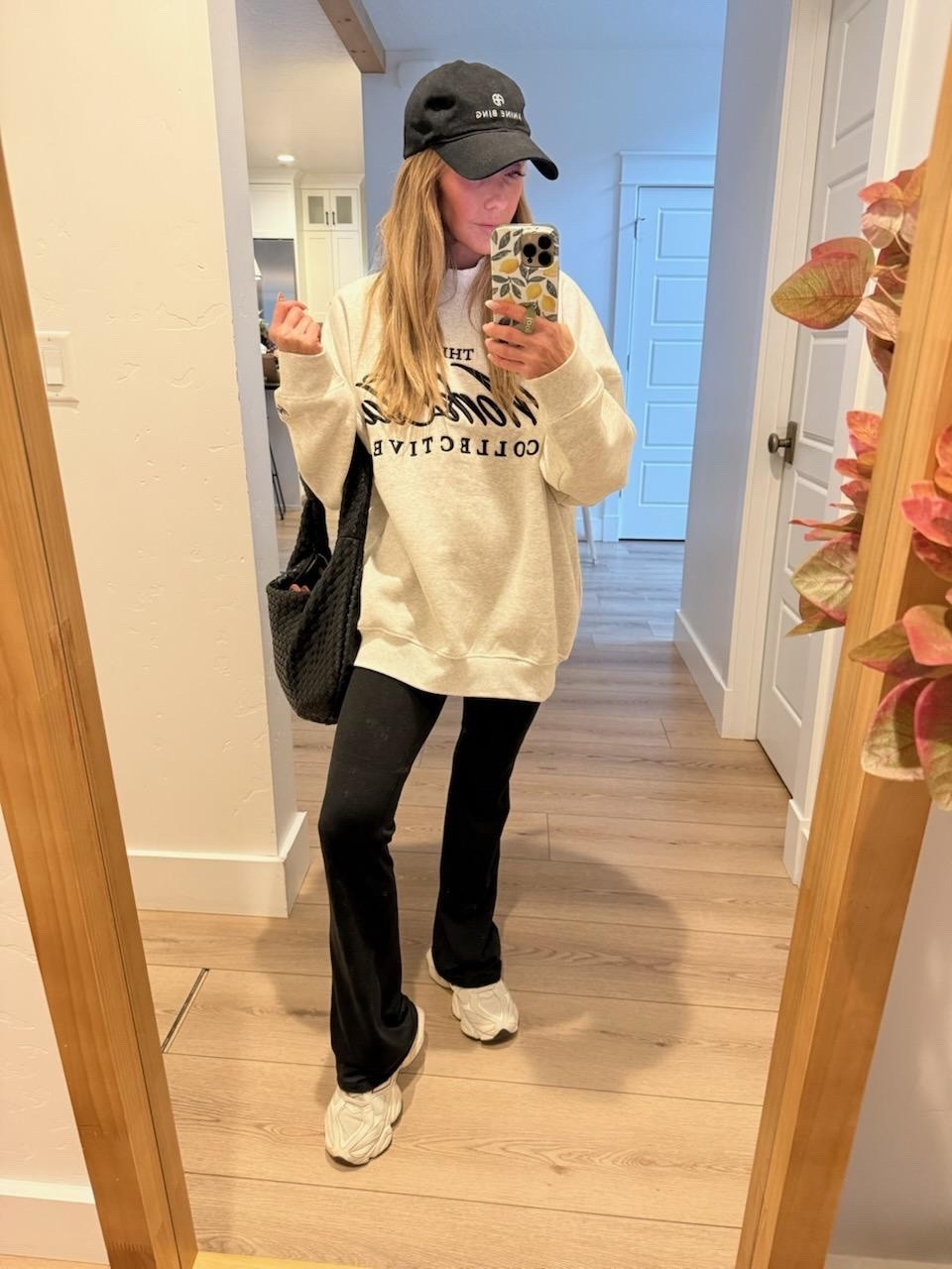 Ootd!

#LTKmorningroutine #LTKmomlife #LTKgrwm