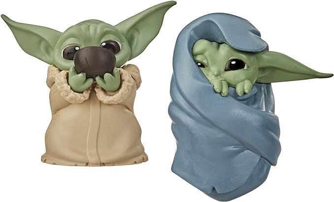 STAR WARS The Bounty Collection The Child Collectible Toys 2.2-Inch The Mandalorian “Baby Yoda... | Amazon (US)