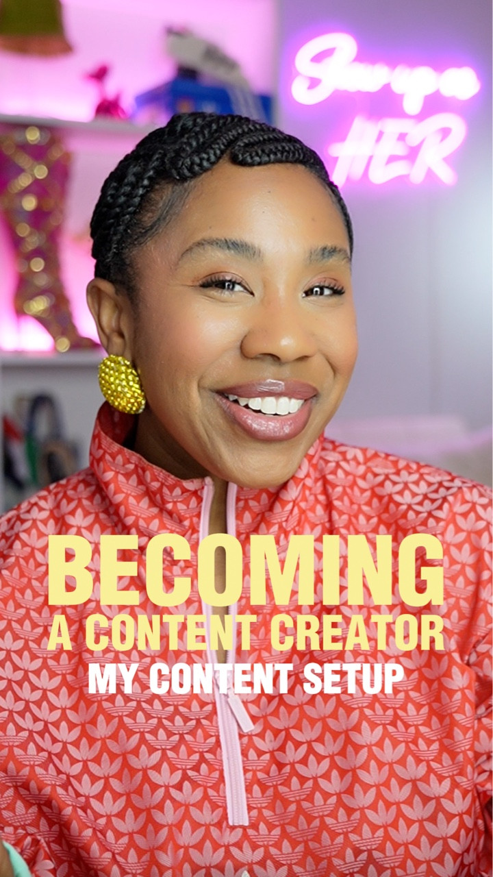 My content creation setup 🎥

Camera: @sony ZV e-10
Background Lights: @amarancreators 
Lens: @sigmaphoto 

Rentals: @aperturent 

Not mentioned: @neewer ring light 

Just got my new @dji mic too, so future videos will use that! 

Comment ‘Content’ for a link to shop! 

#content #contentcreator #contentcreatortips #contentcreation