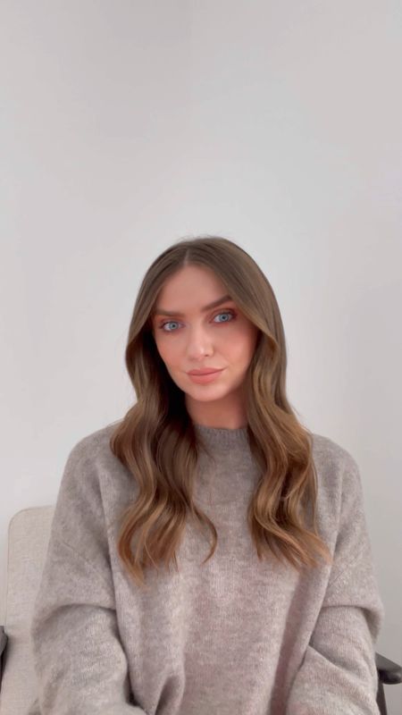 How I style my hair 
This is on second day hair so dry shampoo is needed as my roots get so oily but my ends go so dry 
#haircare #LTKStyleEditor