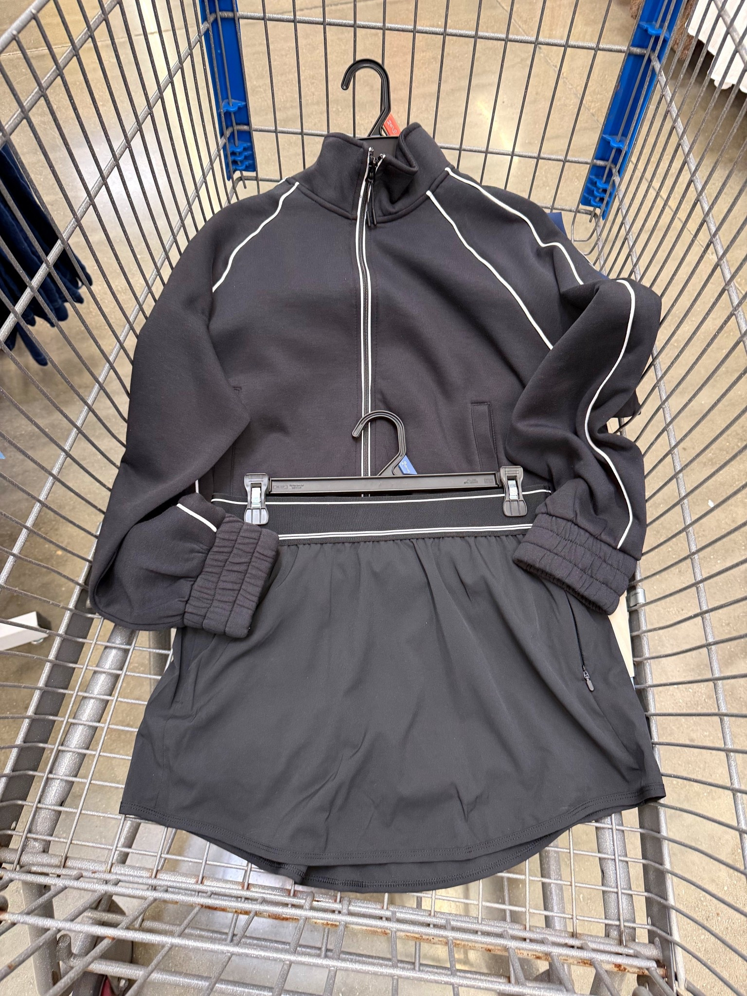 Walmart set lives up to the hype! 



#LTKActive #LTKOver40 #LTKootd