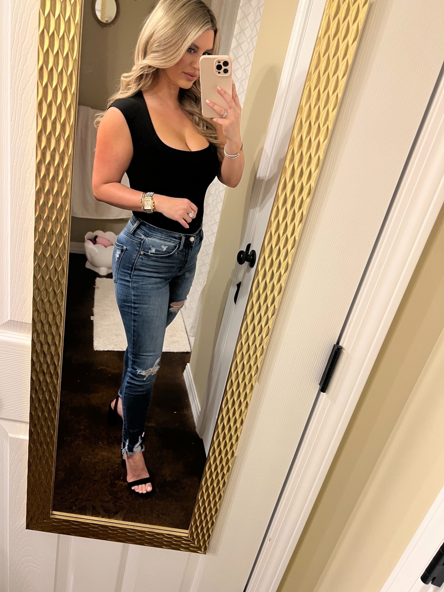 Absolutely LOVE this Square Neck Bodysuit

#LTKBeauty #LTKootd