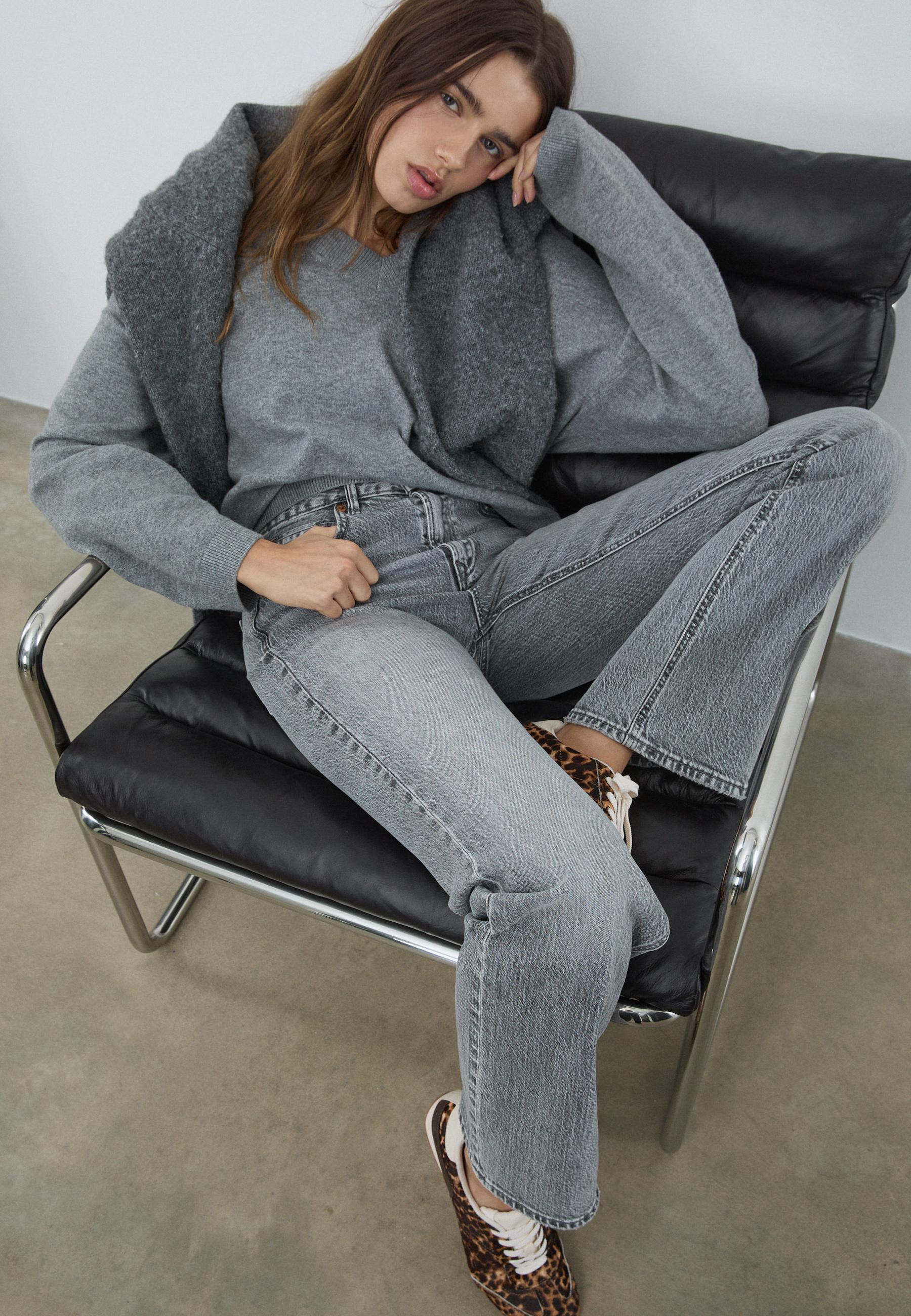 D98 Straight-Fit Jeans im Vintage-Look - Jeans für Damen | Stradivarius Deutschland | Stradivarius DE