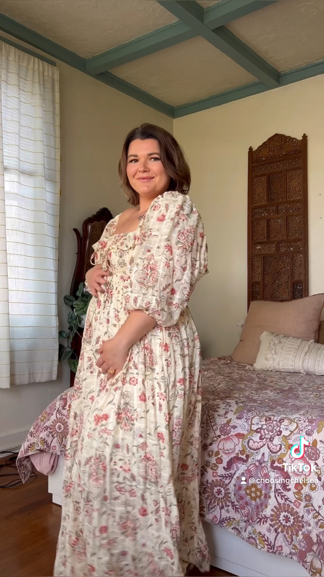 Midsize bump style! Dresses are always a safe bet. This one is great for summer to fall. I sized down to medium! Also linking my thigh rescue, fav body spray (71 is superior IMO), and nippie covers (use code CHOOSINGCHELSEA to save money!)

#LTKbump #LTKmidsize #LTKcurves