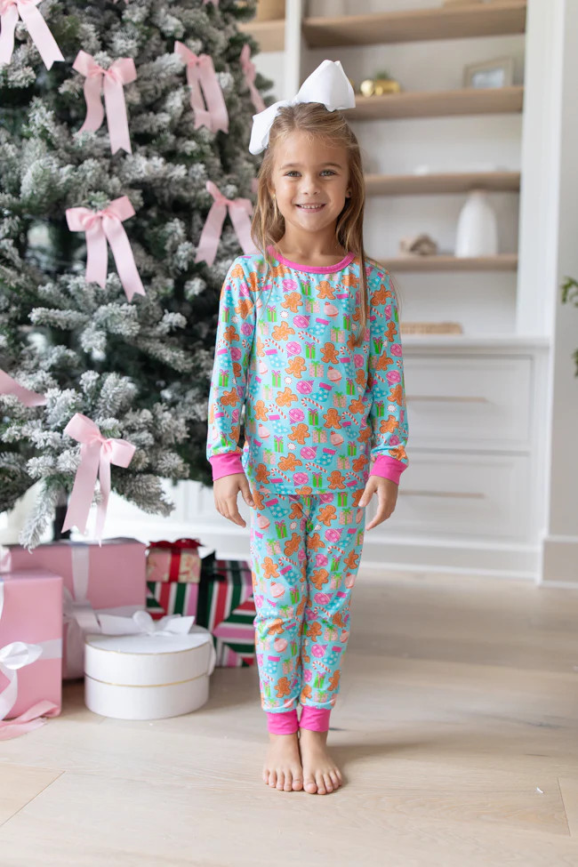 Kid's Under The Stars In Christmas Cheer Bamboo Pajama Set | Pink Lily