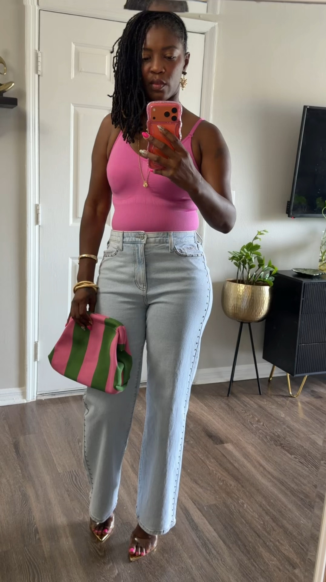 You’ll be reaching for these Walmart jeans because they're comfortable and easy to style.
💕
Definitely a staple pair for spring and summer. #fashiontiktok #fashioninspo #fashionover40

#LTKSaleAlert #LTKootd