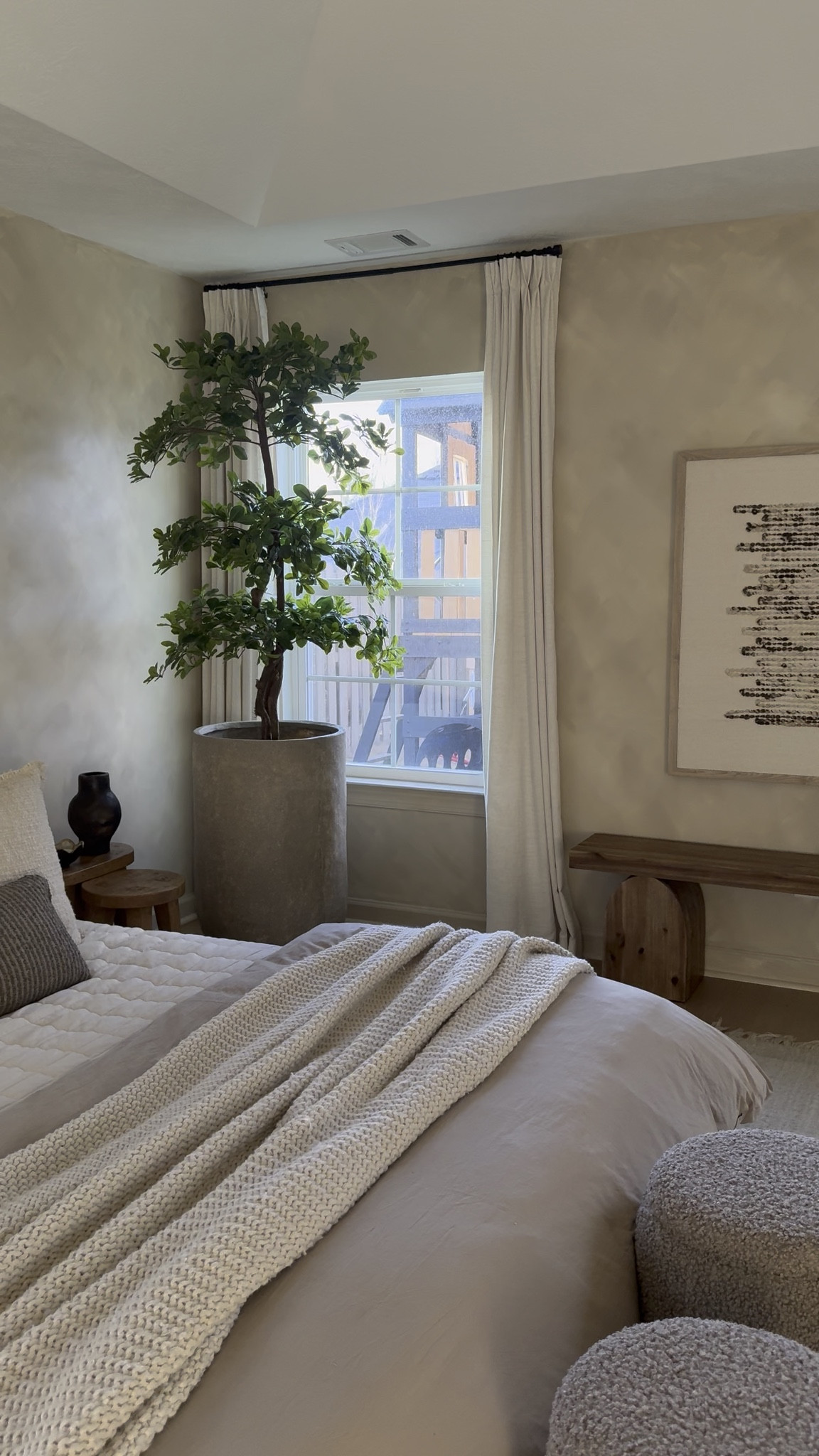 Giving you the deets on the bench in my bedroom!! I found this bench at HomeGoods for $129 (SUCH A STEALLLL) and I have not seen it since! Butttt, I have linked a similar one in this post for you in the wood tone and then a more affordable option in black!!

Organic modern bedroom, affordable bedroom, target bedroom, wayfair bedroom, amazon bedroom, modern bedroom decor, organic bedroom furniture, budget bedroom ideas, bedroom styling, sustainable bedroom, eco-friendly bedroom, modern bedroom furniture, affordable modern bedroom decor, wayfair bedroom furniture, target bedroom decor, amazon bedroom furniture, affordable home decor, modern home bedroom, organic bedroom accessories

#LTKSaleAlert #LTKHome #LTKStyleTip