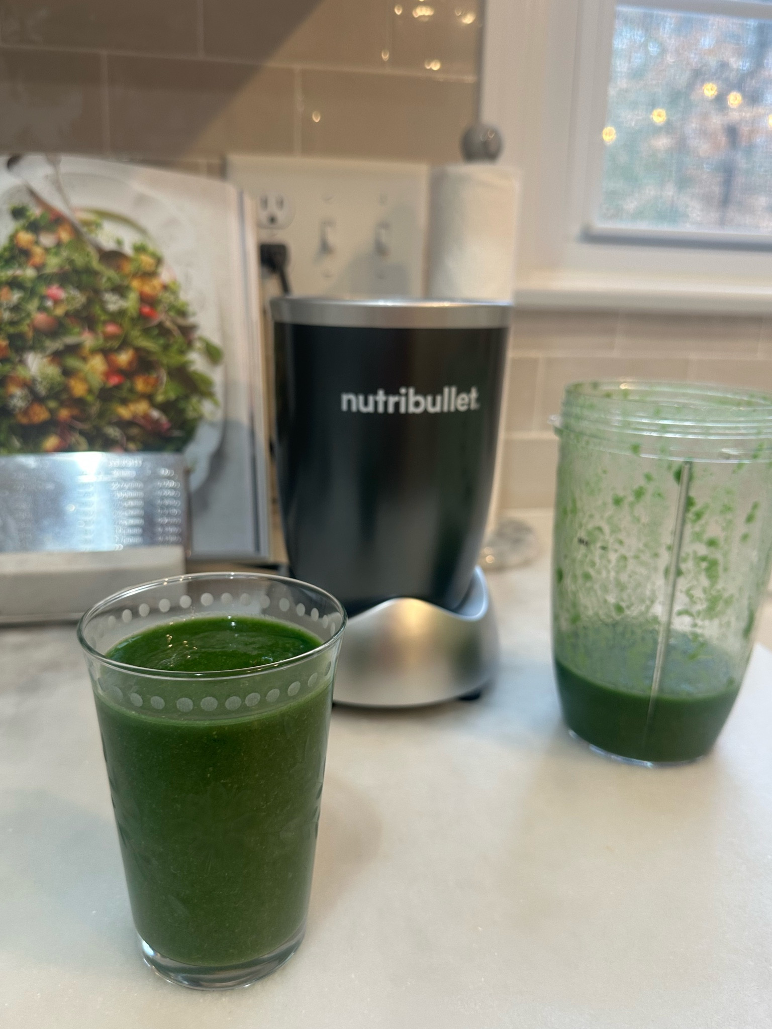 Daily smoothie essentials 
Wedding prep
Wedding registry ideas 

• kale
• frozen pineapple 
• frozen mango 
• banana
• spirulina powder
• camu camu powder 
• flax seeds
• chia seeds
• water 