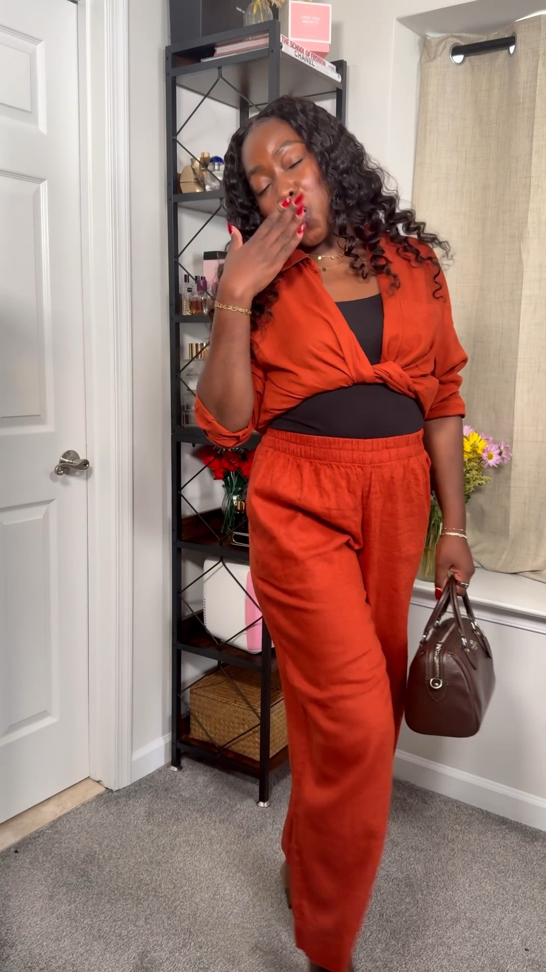 Me, dilly dallying in a 2-piece set go together real bad.

#LTKootd #LTKgrwm #LTKMidsize