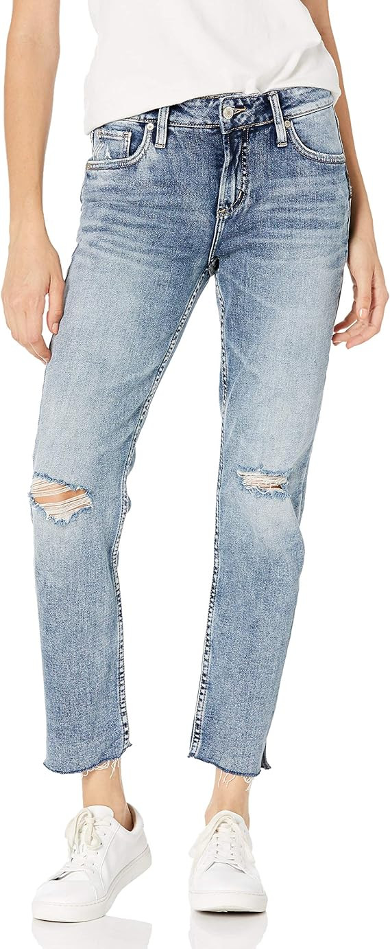 Silver Jeans Co. Women's Avery Curvy Fit High Rise Slim Leg Jeans | Amazon (US)