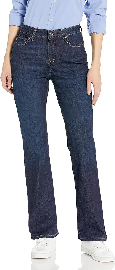 Amazon Essentials Women's Mid-Rise Stretchy Slim Bootcut Jeans | Amazon (US)