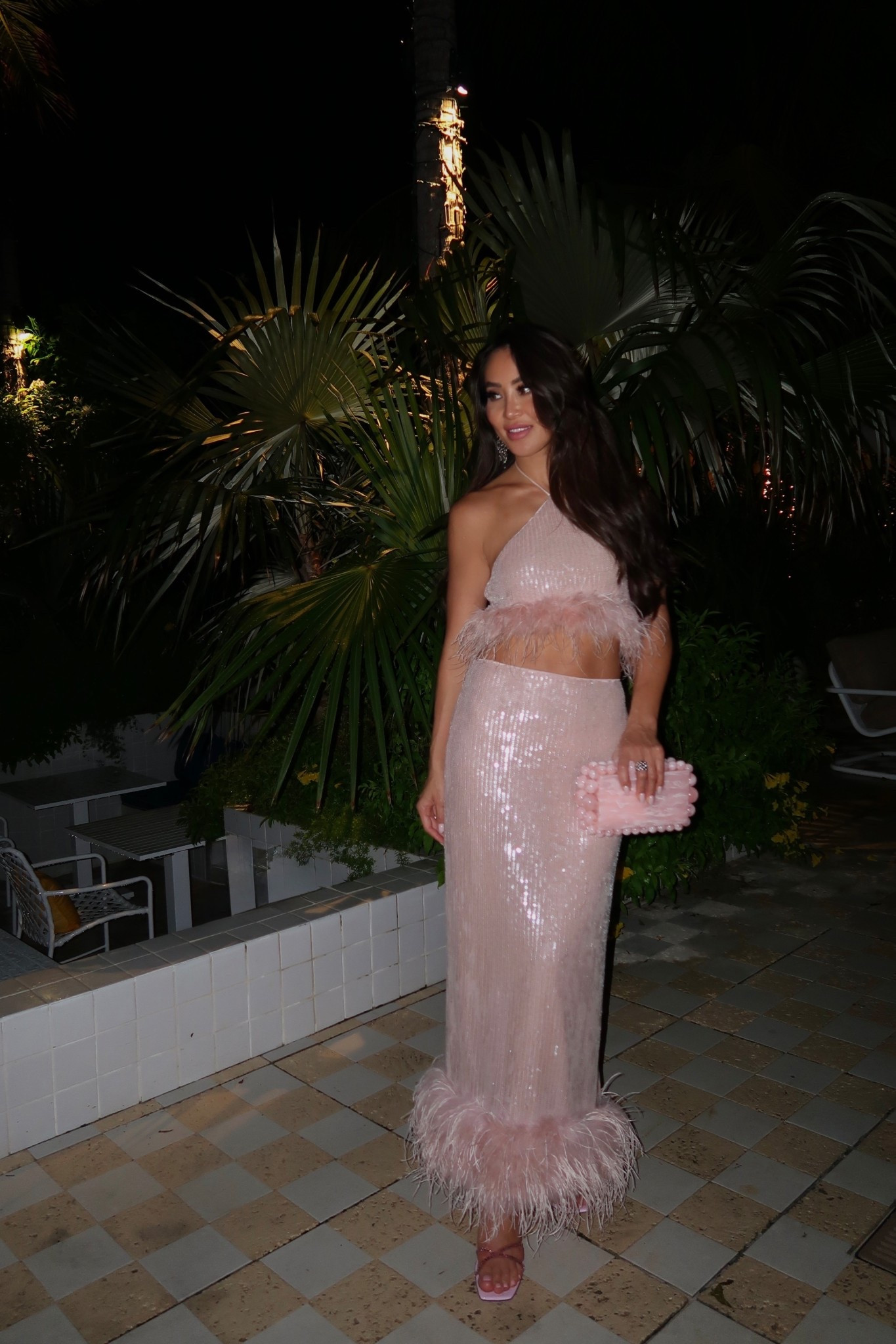 Sparkles and Feathers please! 💞

#LTKHoliday #LTKWedding #LTKootd