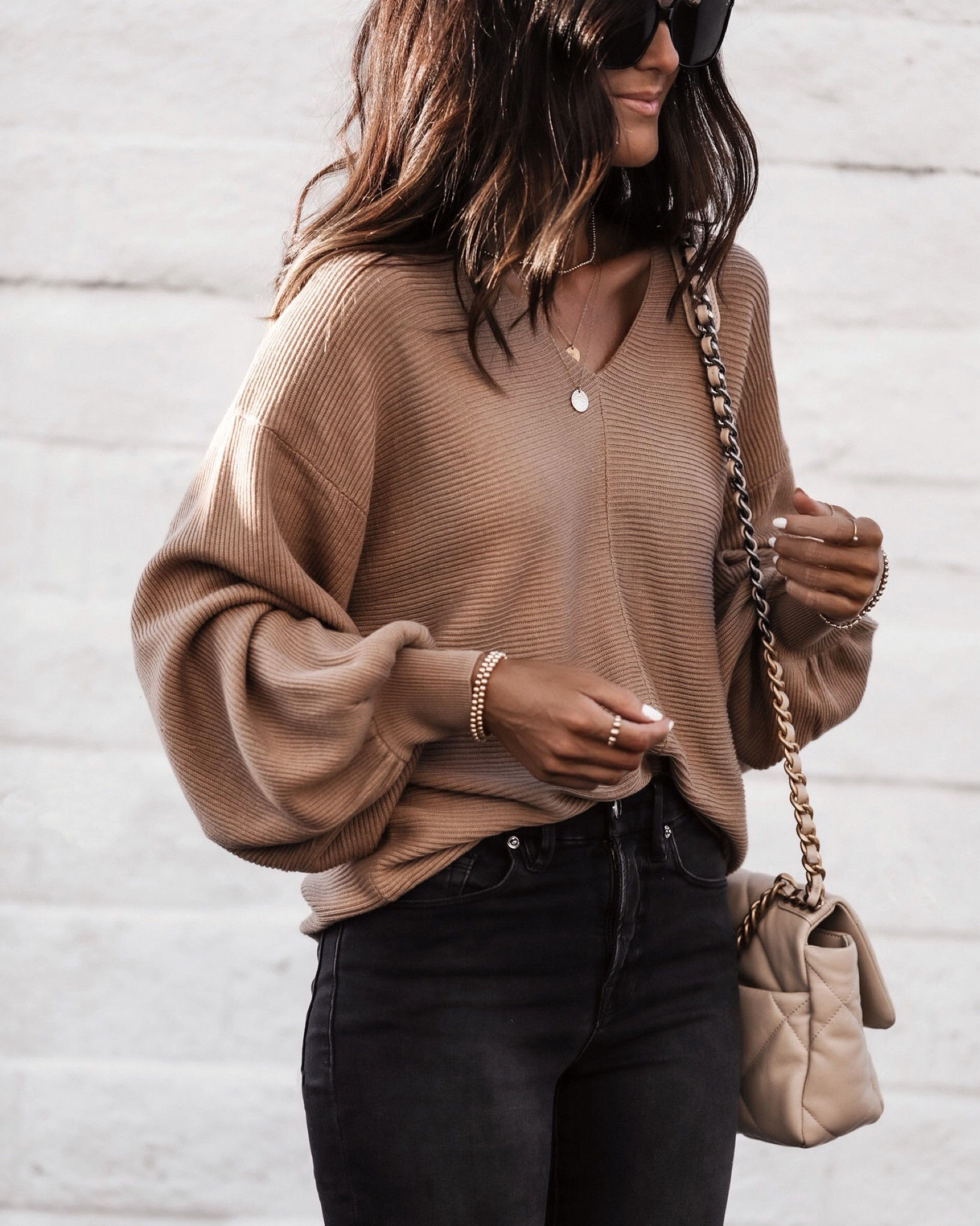 My top is back in stock! Available in multiple colors, I’m just shy of 5-7” wearing the size small. 