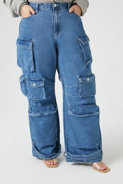 Plus Size Wide-Leg Cargo Jeans | Forever 21