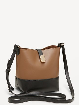 Small Preppy Bucket Crossbody Bag | Old Navy (US)