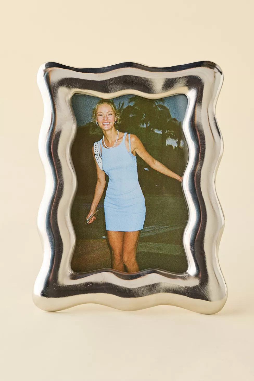 Wavy 5” X 7” Aluminum Picture Frame | Urban Outfitters (US and RoW)