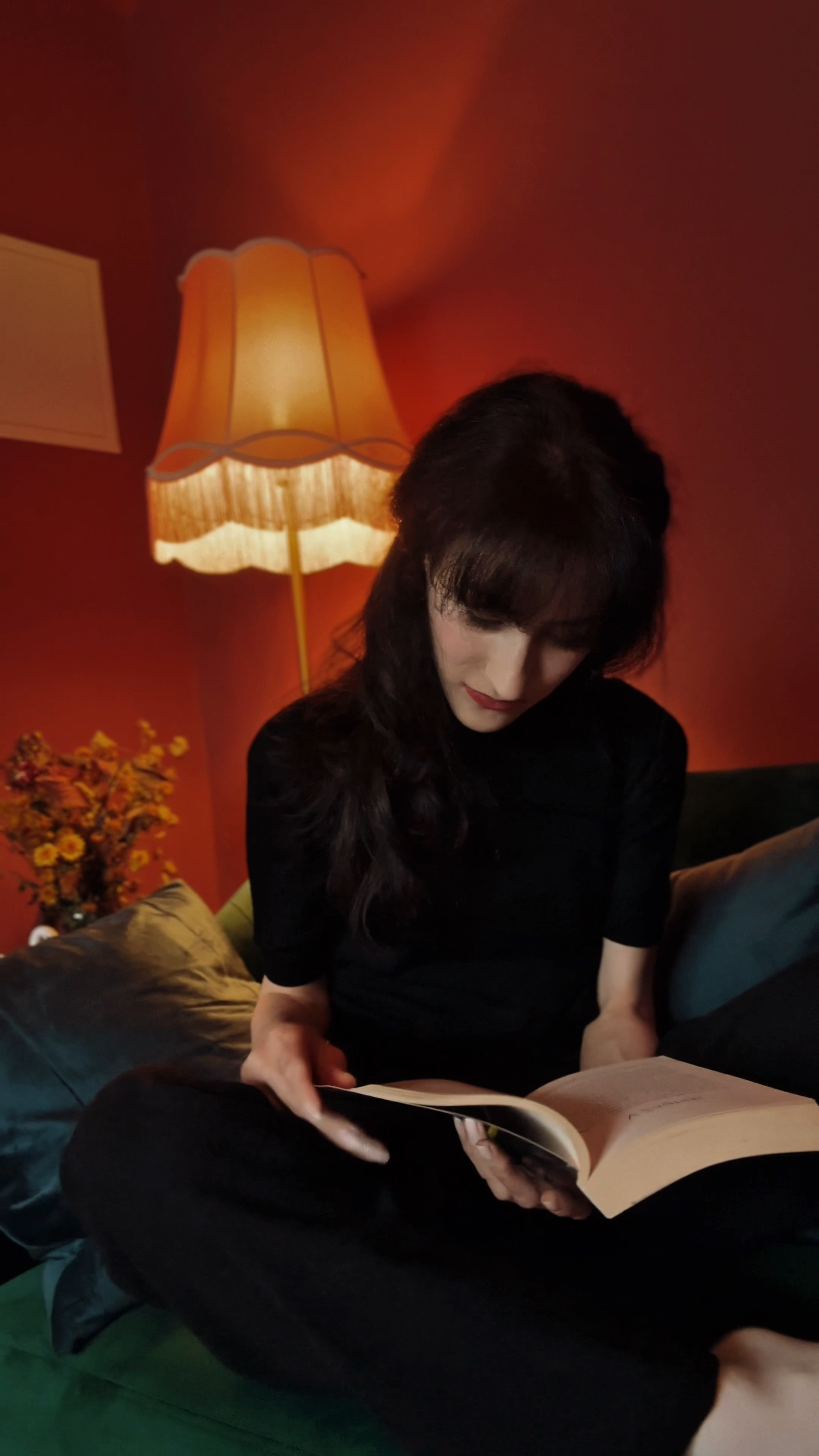 Cozy winter evening aesthetic 2026, reading nook outfit, all black winter look, black turtleneck style, warm lamp lighting, hygge winter vibes, dark academia aesthetic, cozy night in outfit, winter loungewear style, bookish aesthetic, red room aesthetic, vintage lamp decor, quiet luxury winter, intellectual winter style, moody winter interior 

 #LTKdayinmylife #LTKootd #LTKmorningroutine