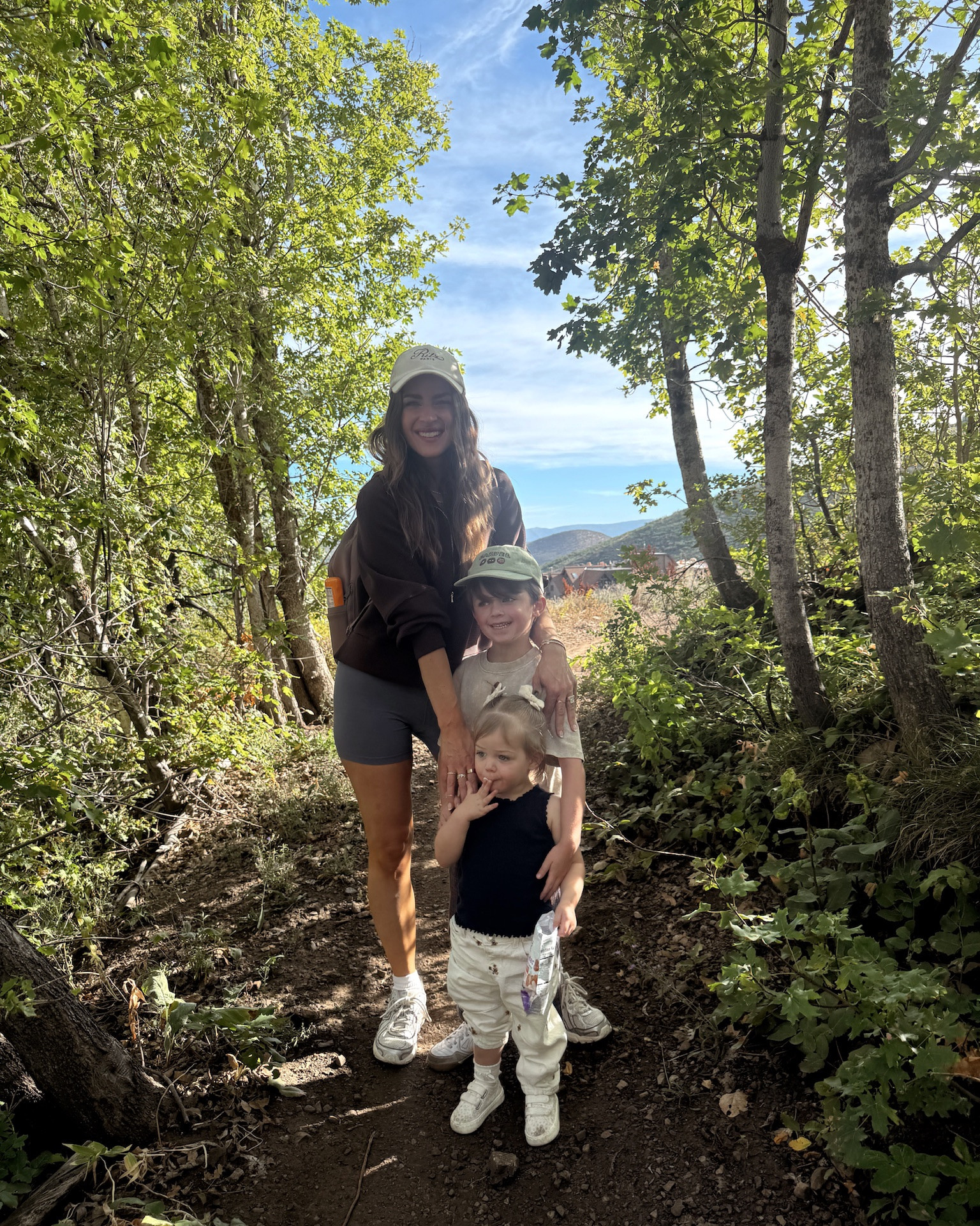 OOTD - another day of hiking in park city with the fam🍂⛰️

#LTKmomlife #LTKdayinmylife #LTKTravel