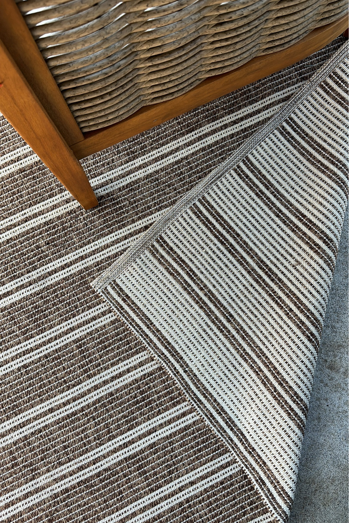 Reversible outdoor rug, stripe rug, outdoor decor, patio ideas, patio furniture 

#LTKSeasonal #LTKSummerSales #LTKHome