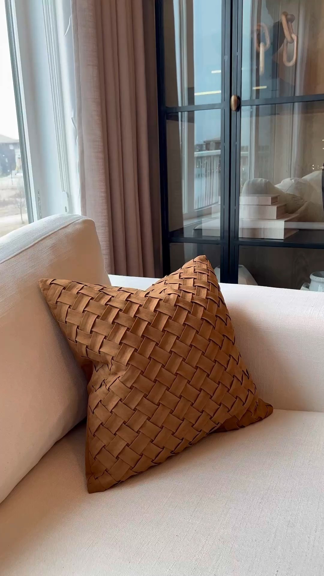 Get your last minute Christmas decor from Amazon ☺️ scroll below to shop! 

#LTKhome #LTKstyletip #LTKsalealert