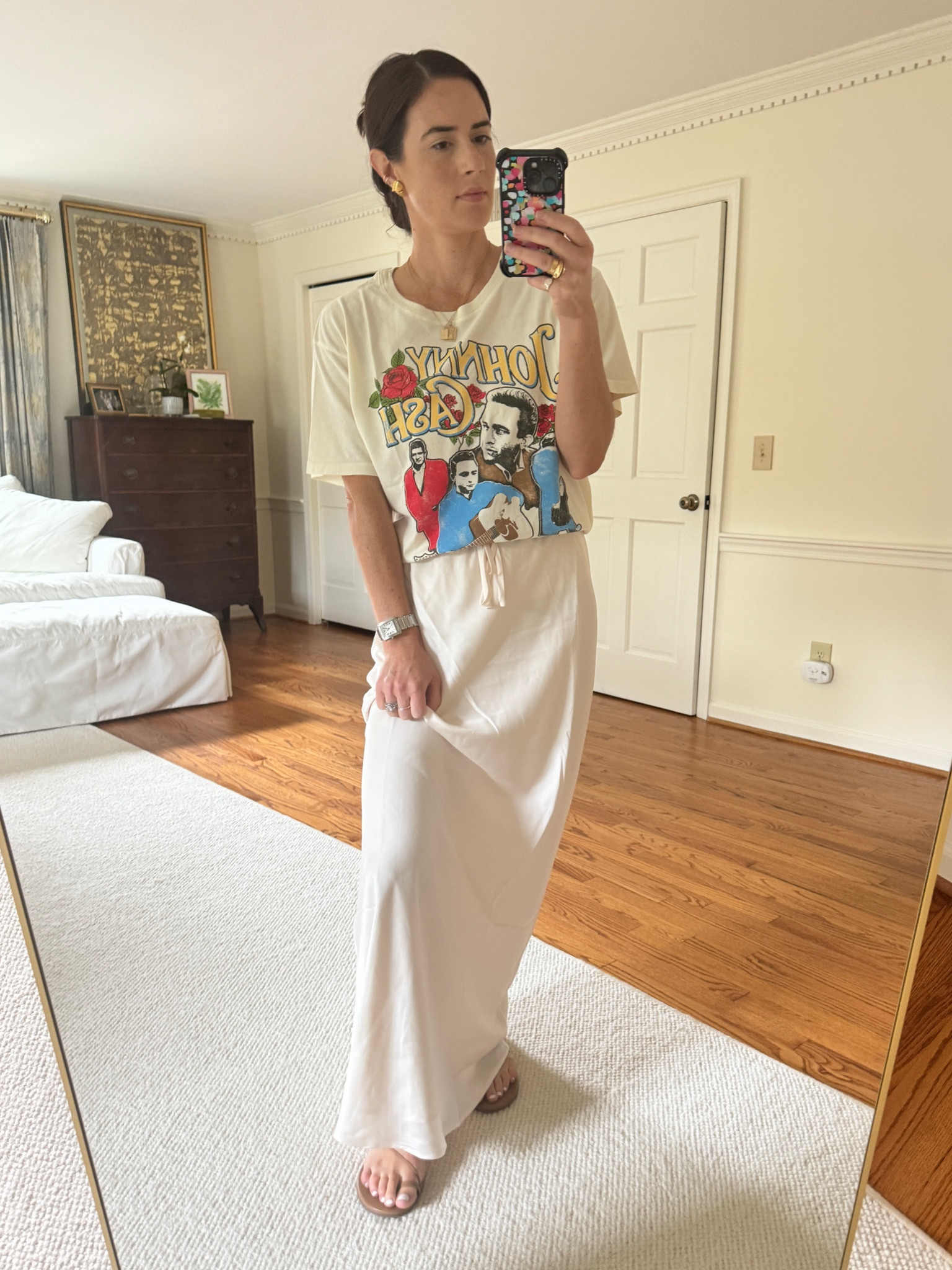 Graphic tee outfit deets

#LTKFindsUnder100 #LTKWorkwear #LTKStyleTip