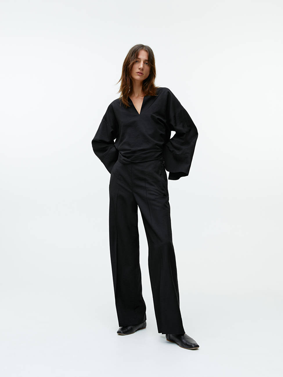 Fluid Wide-Leg Trousers | ARKET (US&UK)