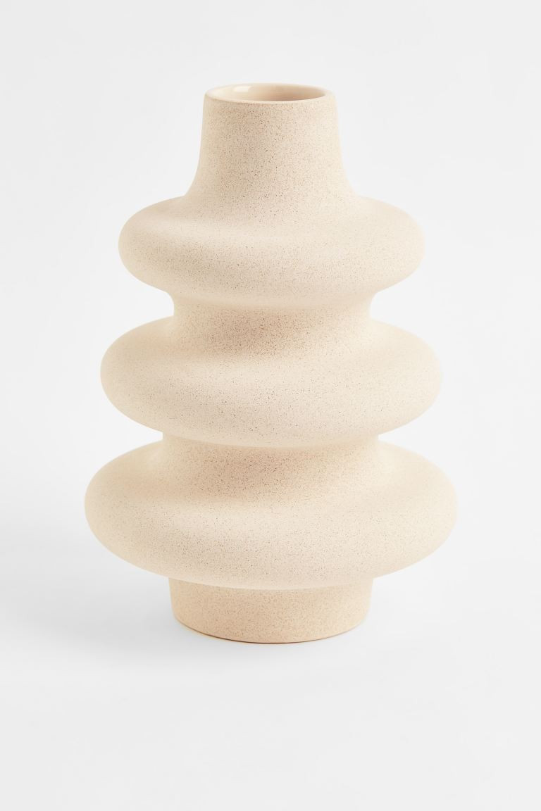 Large ceramic vase | H&M (UK, MY, IN, SG, PH, TW, HK)