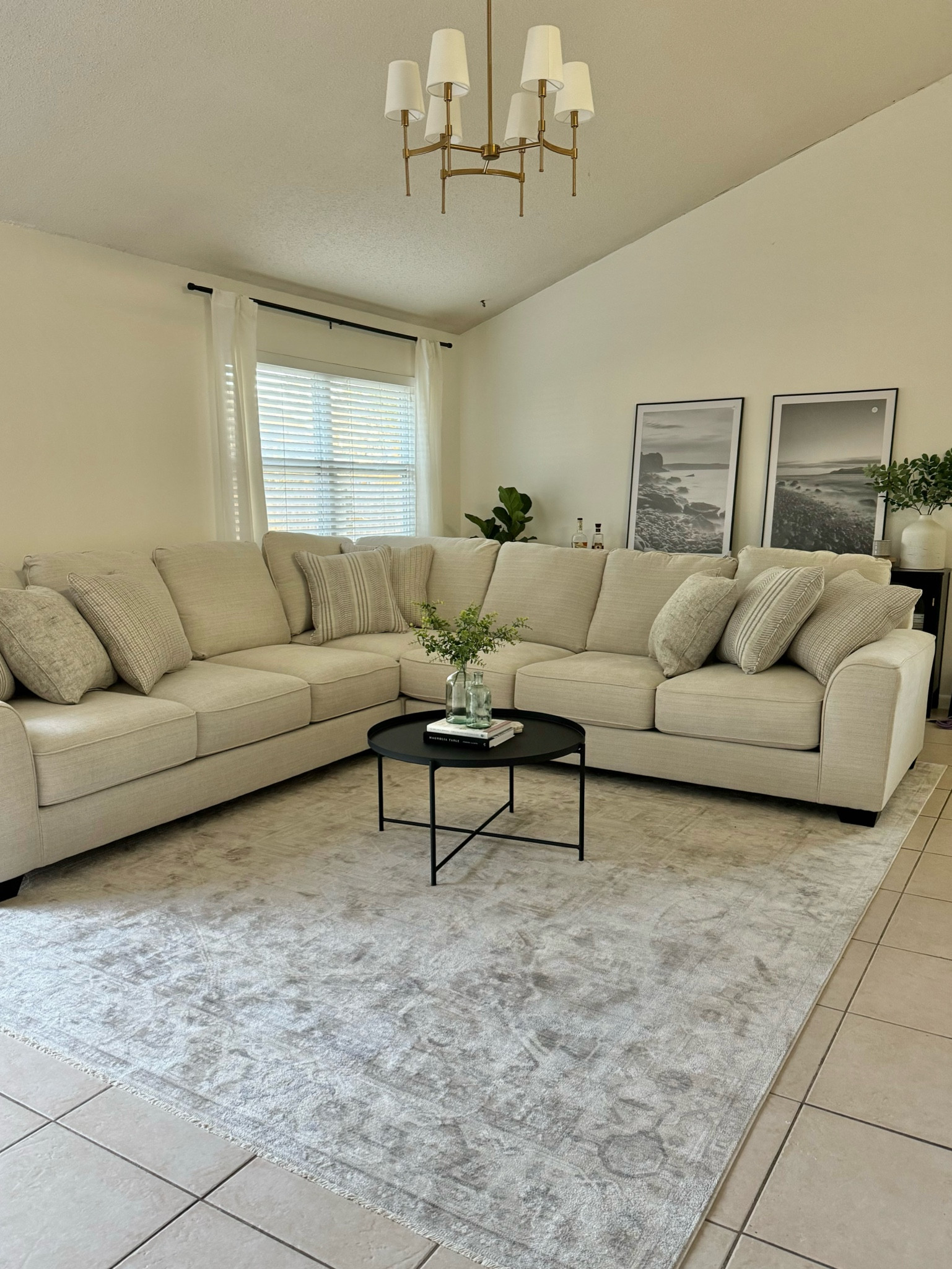 Living Room rug & sofa!

#LTKhome