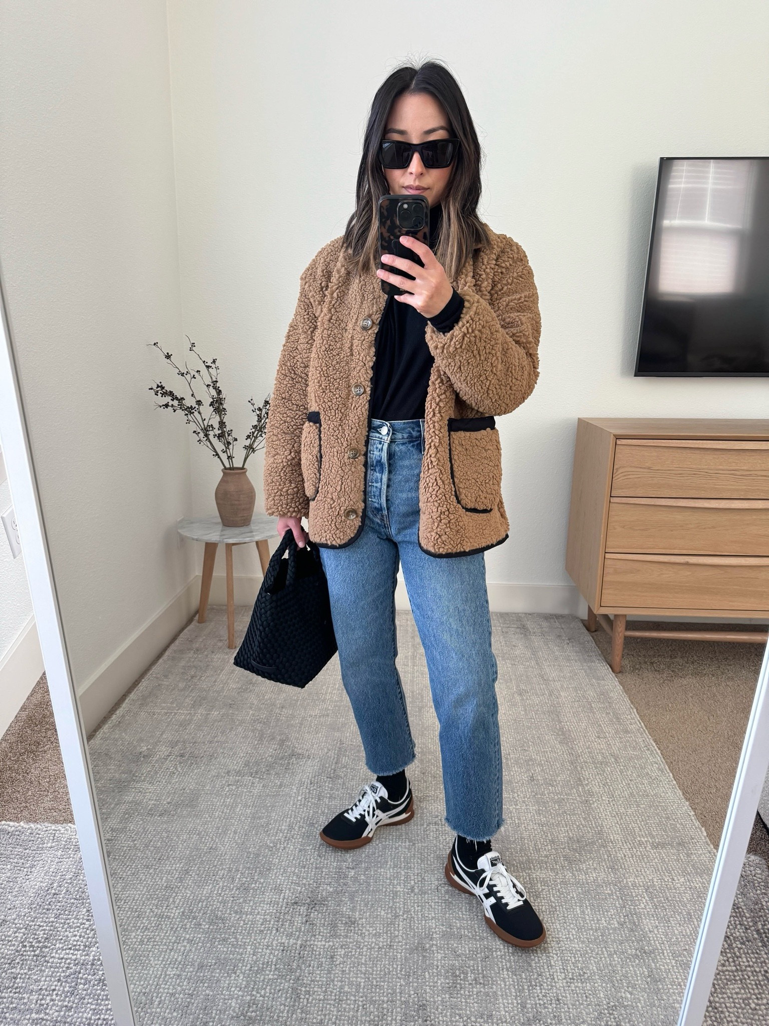 J.Crew faux sherpa barn jacket. Love this fit and super warm! Wearing the xs. On sale! 

J.crew jacket xs
Majestic Filatures turtleneck xs
Levi’s jeans 25. Cut hems. 
Hanes socks 
Onitsuka sneakers 4 men’s. 
Naghedi mini black 
YSL sunglasses  

Fall outfits, fall style, fall fashion, petite style, jeans, fall shoes 



#LTKsalealert #LTKshoecrush #LTKSeasonal