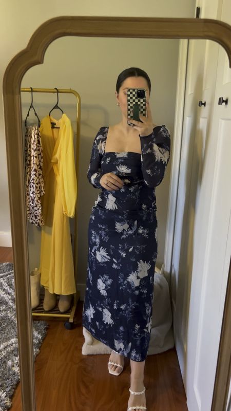 This dress is stunning & also comes in petite sizes! 

Wearing size XS Petite.

Use code: annemarie10 for discount on phone cases. 

Wedding guest dress
Occasion dresses
Spring dress
Long sleeve dress
Midi dresses
Petite friendly


#LTKstyletip #LTKwedding