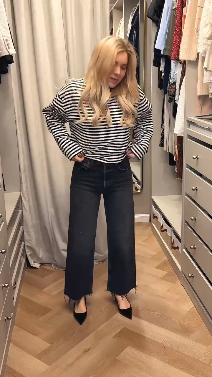 Stripe tee
Black jeans
Cropped wide leg black jeans 


#LTKootd #LTKdayinmylife #LTKSeasonal
