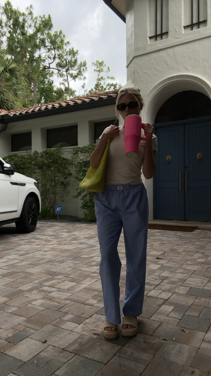 Today’s outfit of the day! 🤍 Everything is amazon and so so good. 

amazon l amazon pants l bag l amazon bag 