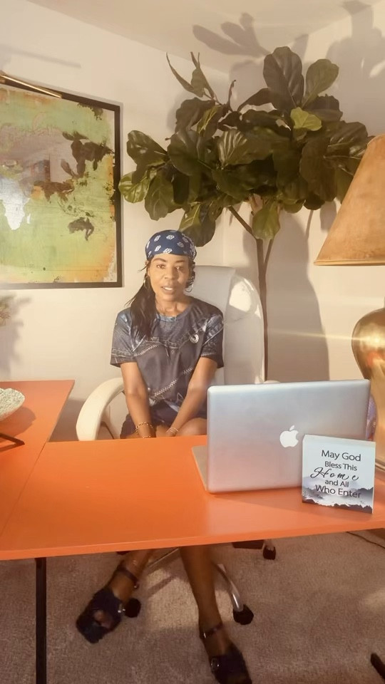 Unfortunately we now live in a world where so many young people’s are influence in are the wrong ways. Chasing a dream that quickly turns into their worst nightmare becoming someone sugar mama unfortunately that leads to their worst nightmare. 

#youngwoman #influencer #education

#LTKgrwm