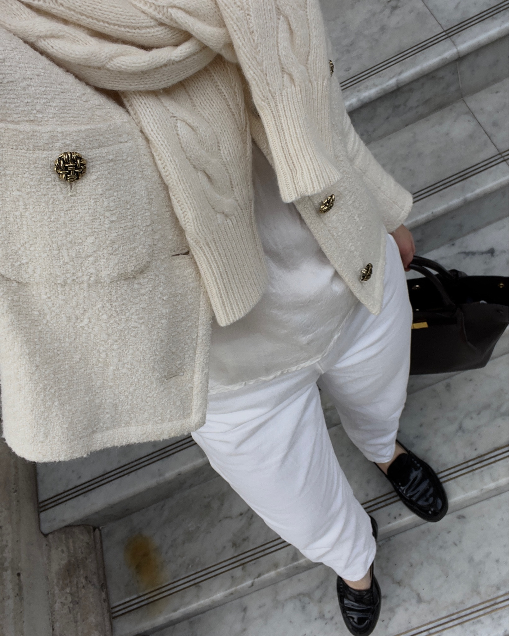 She loves all things girly and classy

BA&SH Paris jacket, Ralph Lauren jeans, Tods loafers, Demellier bag, Polo RL cashmere jumpers

#LTKSeasonal #LTKSpringSale #LTKstyletip