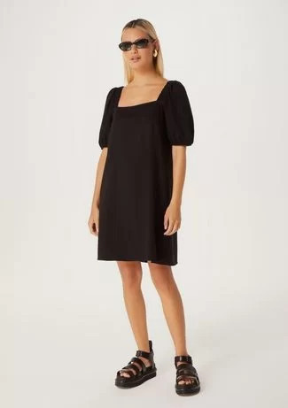 Vestido Curto Evasê Decote Reto - Preto | Dafiti (BR)